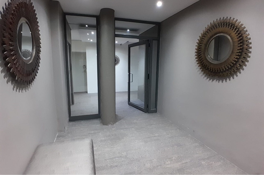 1 Bedroom Property for Sale in Bloubergstrand Western Cape